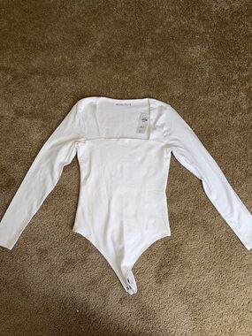 Abercrombie & Fitch Sculpt Matte Ava Long-Sleeve Bodysuit
